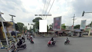 Billboard Jl. Danau Toba