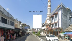 Billboard Tebing tinggi Jl. Jend. Ahmad Yani