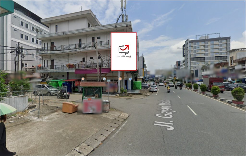 Pontianak - Jl. Gajah Mada (Depan KCP BCA Gajah Mada), 4x6 V''
