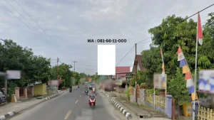 Billboard Pesisir barat Jl. Jaya Wijaya