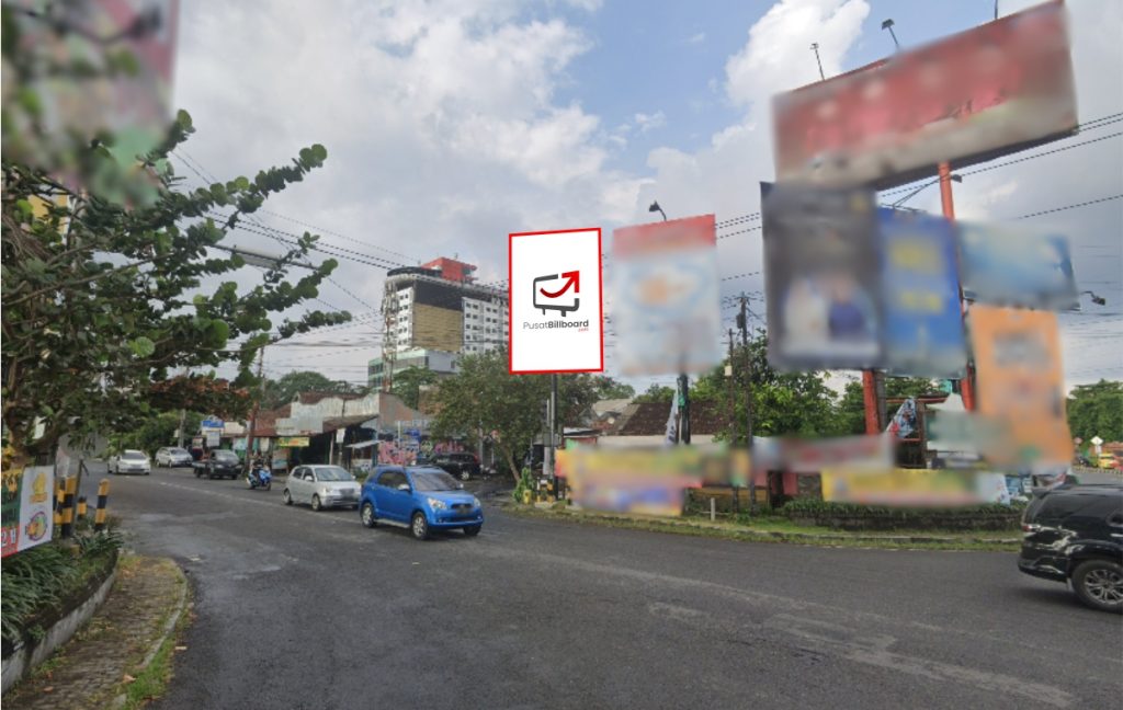 DI. Yogyakarta - Perempatan ringroad utara monjali timur monumen jogja kembali 4x6V`