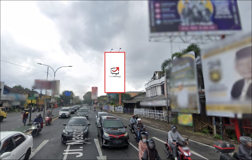 Yogyakarta - Jl. Padjajaran, Depok, Kaliwaru, Condongcatur, Sleman, Kabupaten Sleman, DI Yogyakarta (Sisi Selatan Timur),6x12V