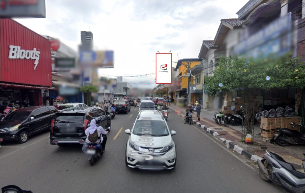 Purwakarta - Jl. Jend. Sudirman - Sebrang Bank BJB ( View menuju patung kuda kencana ),4x8V,,