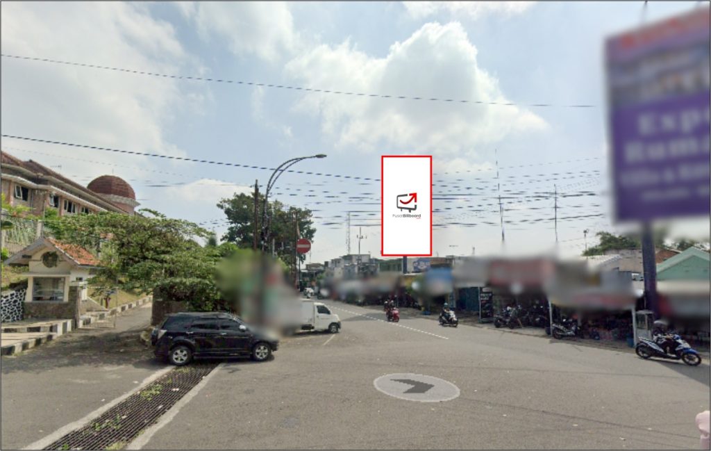 Kota Malang - Bundaran Jl. Bandung hadap Ijen, 5x10V.