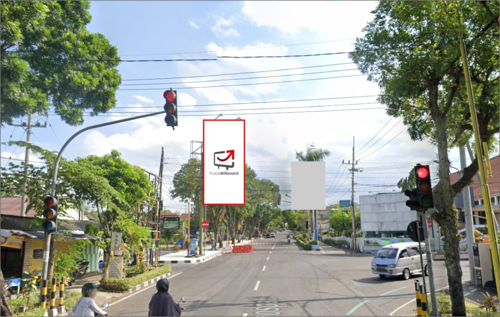 Magetan - Jl. Pahlawan (Depan Pegadean), 4x8 V'