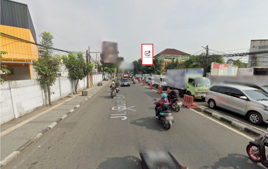 Bandung - Jl. Soekarno -Hatta menuju arah Griya Buah Batu, 4x8V