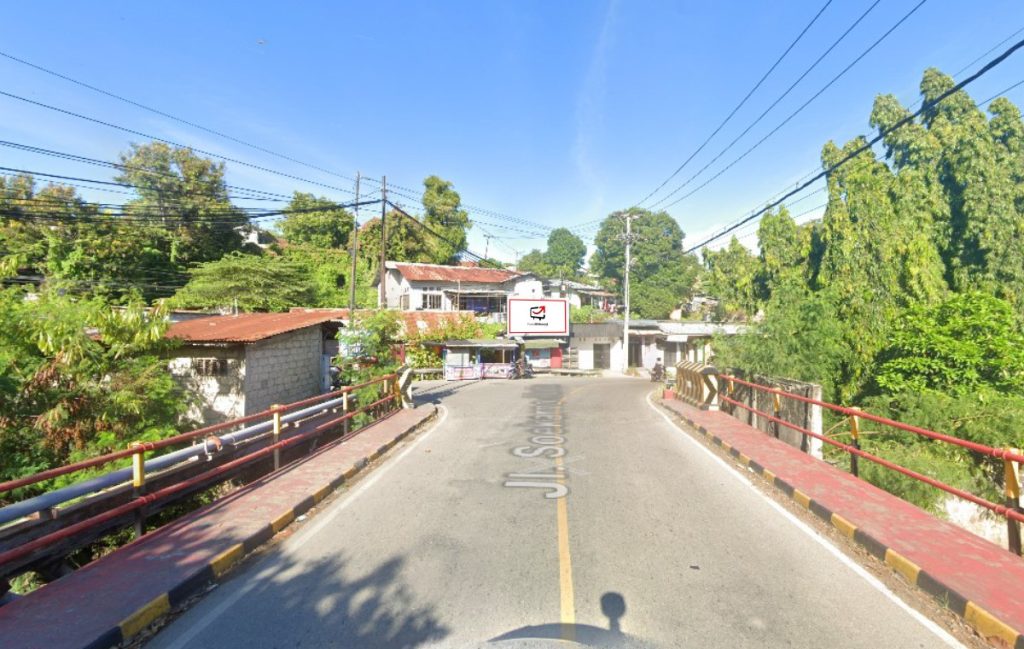 Kupang - Jl. Ikan Tongkol (Jembatan Selam) Kec. Kota Raja View dari Jl. Soekarno Hatta ke Jl. Pahlawan, 2x4, H,,