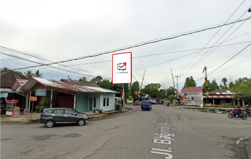 Pariaman - Jl. Prof. Dr. Yamin Lohong, Dekat Rel Side A 4x6V``