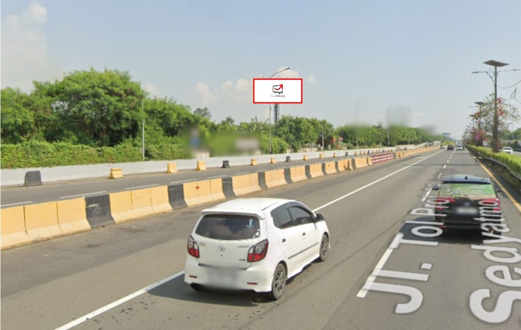 Jakarta Utara -Jl. Tol Prof Ir. Dr. Sedyatmo - KM 26+00 (View dari arah Jakarta menuju Bandara) 8x16 V
