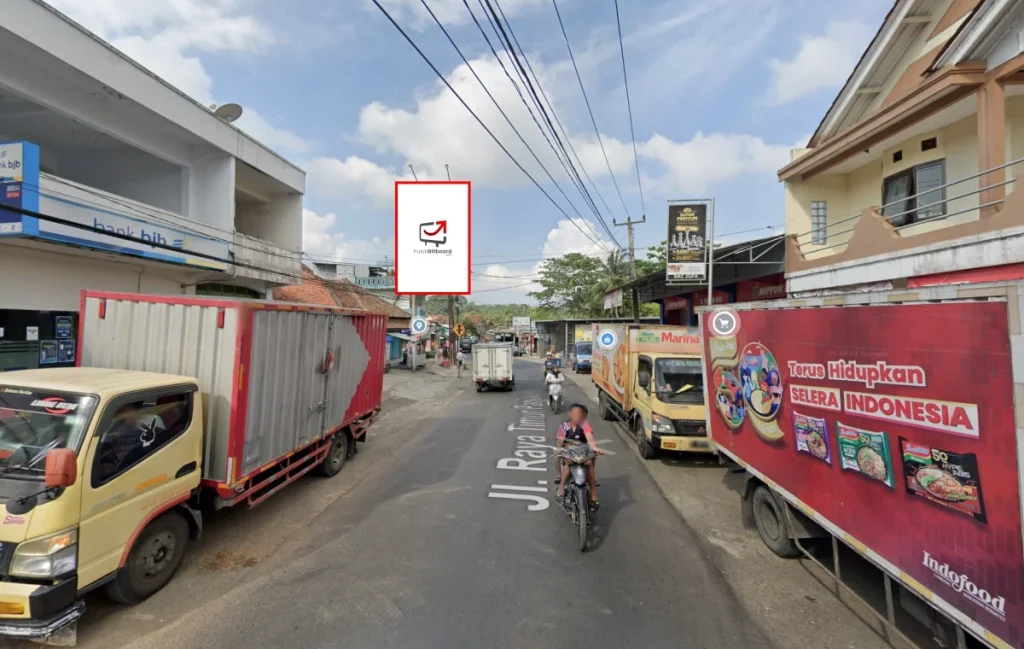 Tasimalaya - Jl. Raya Timur Panjalu dekat Pasar Panjalu 4x6V`