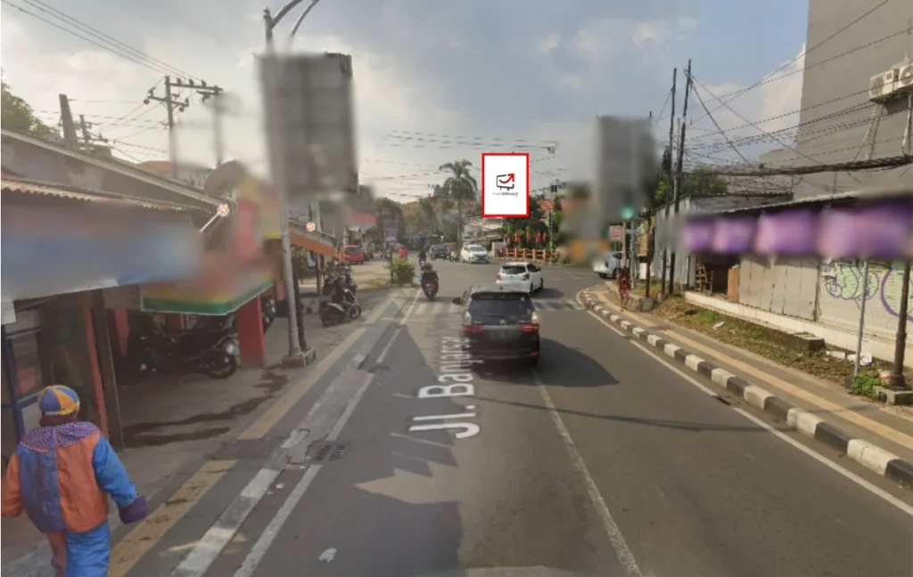 Semarang - Jl. Banjarsari Selatan (Traffic Light Banjarsari) UNDIP, 4x6V
